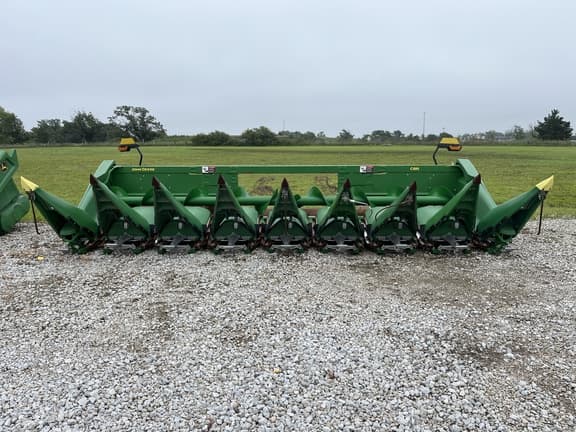 Image of John Deere C8R equipment image 1