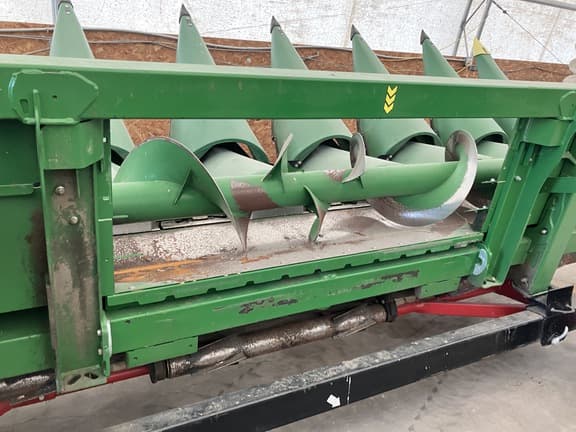 Image of John Deere C8R equipment image 2