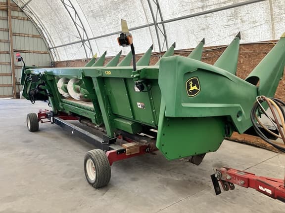 Image of John Deere C8R equipment image 3