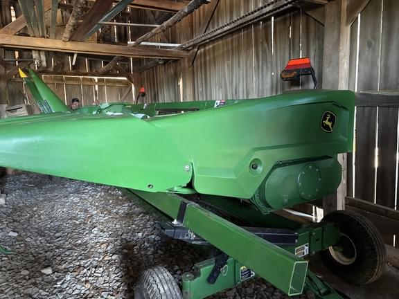 Image of John Deere C8R Primary image