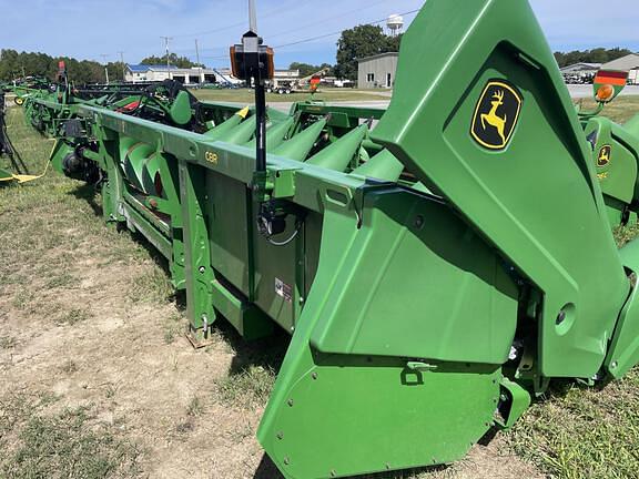 Image of John Deere C8R equipment image 2