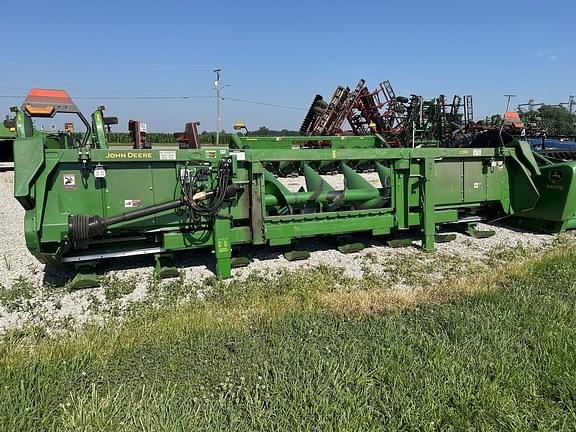 Image of John Deere C8R Image 1