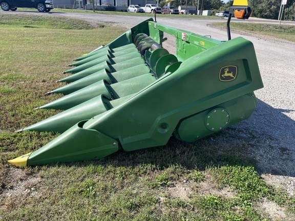 Image of John Deere C8R equipment image 3