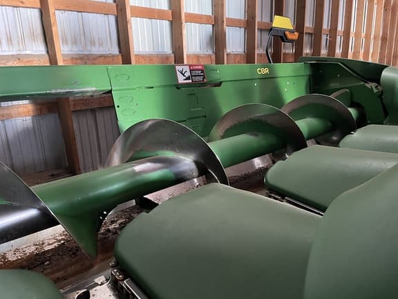 Image of John Deere C8R equipment image 4