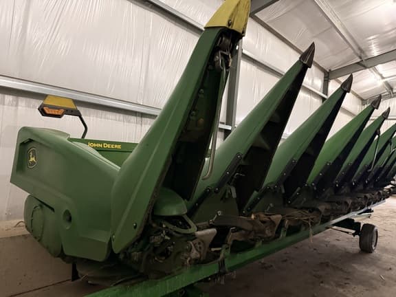 Image of John Deere C8R Primary image