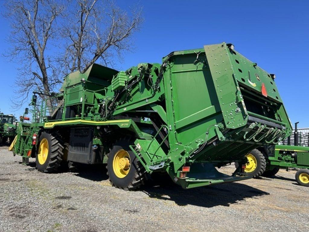 Image of John Deere CP770 Image 1