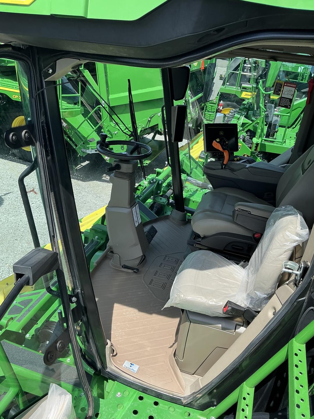 Image of John Deere CP770 Image 1