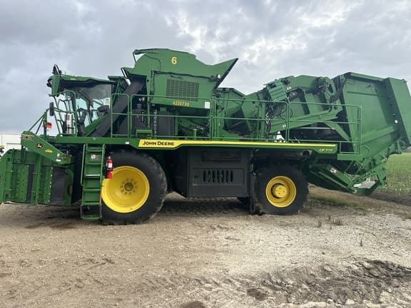 Image of John Deere CP770 equipment image 3