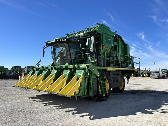 Image of John Deere CP770 equipment image 1