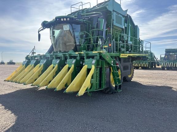 Image of John Deere CP770 equipment image 1