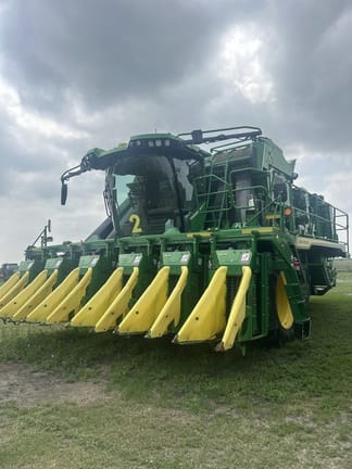 2023 John Deere CP770 Equipment Image0