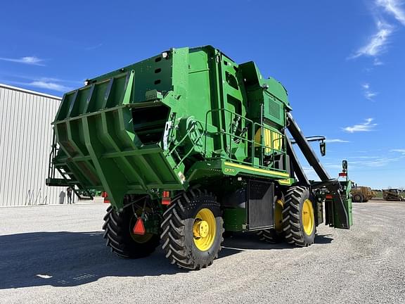 Image of John Deere CP770 equipment image 4