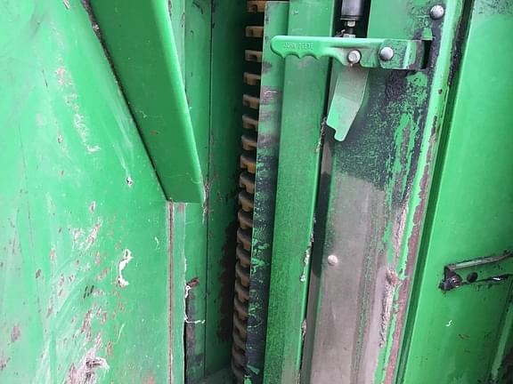 Image of John Deere CP770 equipment image 4