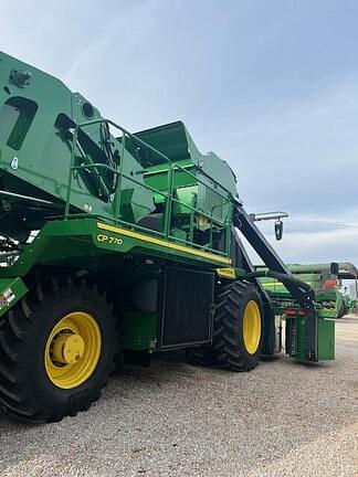 Image of John Deere CP770 equipment image 2