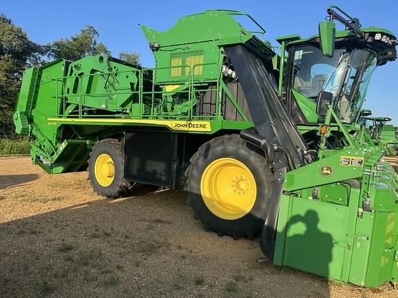Image of John Deere CP770 equipment image 4