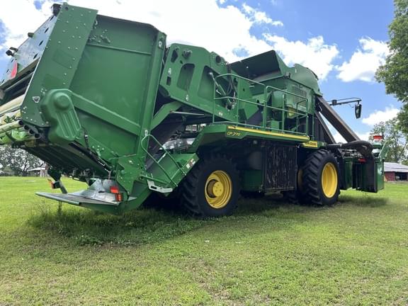 Image of John Deere CP770 equipment image 4
