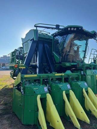 2023 John Deere CP770 Equipment Image0