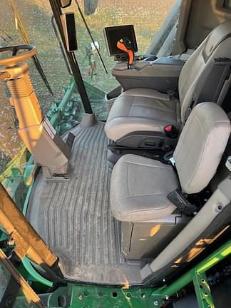 Image of John Deere CP770 equipment image 4