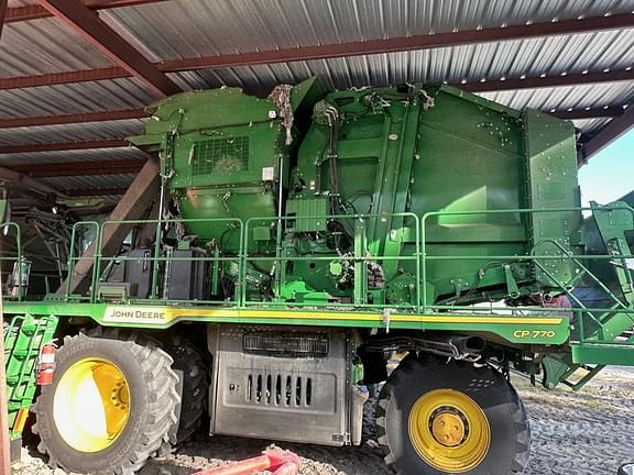 Image of John Deere CP770 equipment image 4