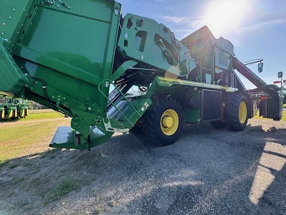 Image of John Deere CP770 equipment image 4