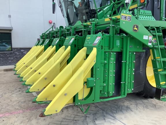 Image of John Deere CP770 equipment image 3