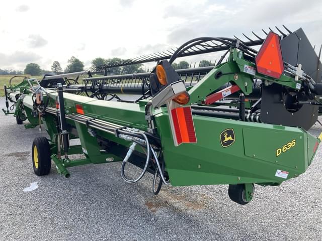 Image of John Deere D636 equipment image 2