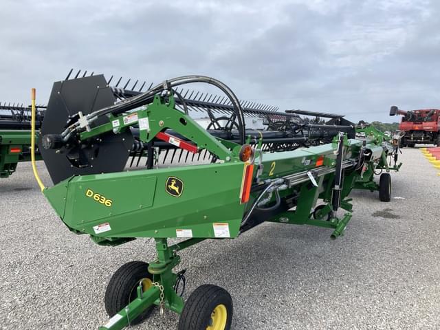 Image of John Deere D636 equipment image 4