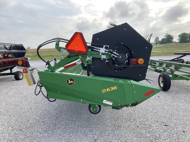 Image of John Deere D636 equipment image 1