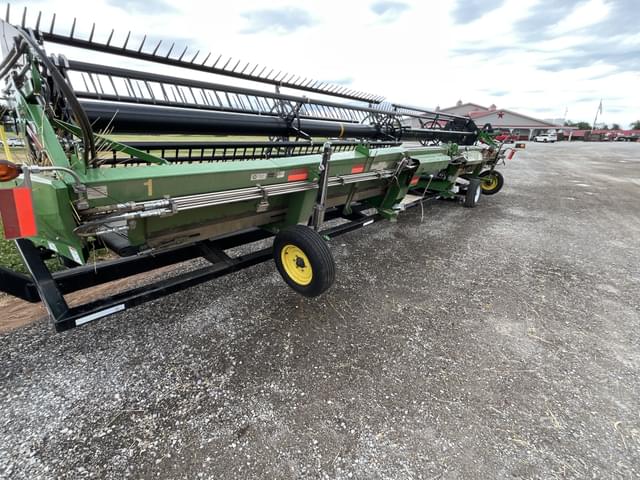 Image of John Deere D636 equipment image 1
