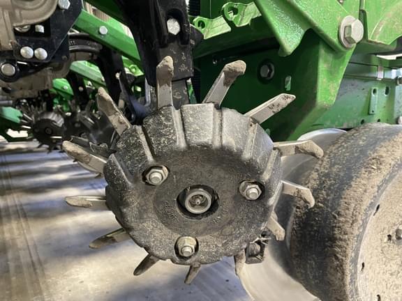 Image of John Deere DB44 equipment image 2