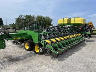 Main image John Deere DB60 0