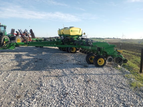 2023 John Deere DB60 Equipment Image0
