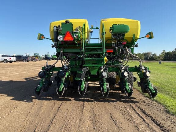 Image of John Deere DB60 equipment image 2