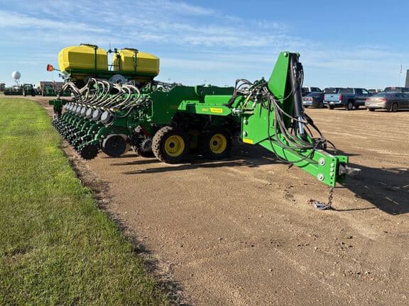 Image of John Deere DB60 equipment image 4