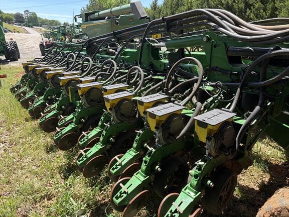 Image of John Deere DB60 equipment image 4