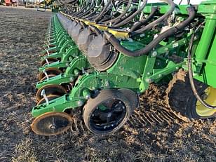 Main image John Deere DB60 12