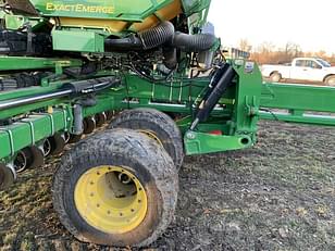 Main image John Deere DB60 15