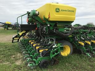 Main image John Deere DB60 3