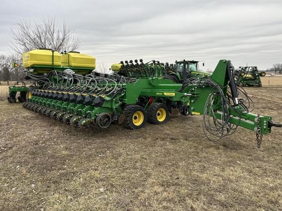 Image of John Deere DB60 equipment image 2
