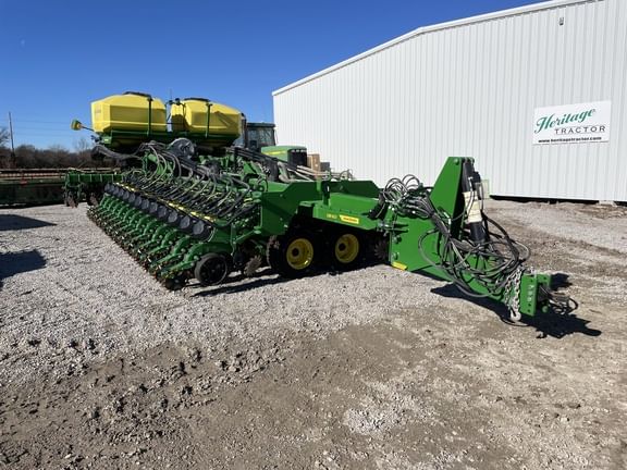 2023 John Deere DB60 Equipment Image0