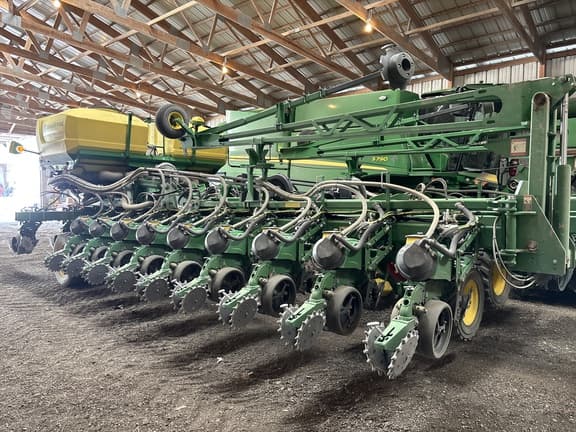 Image of John Deere DB60 equipment image 3