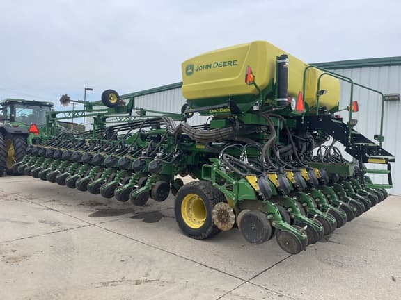 Image of John Deere DB60 equipment image 4