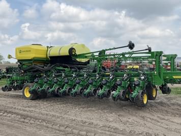 Main image John Deere DB60