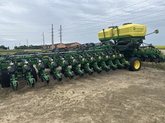 Image of John Deere DB66 equipment image 4