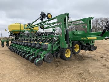 Main image John Deere DB66
