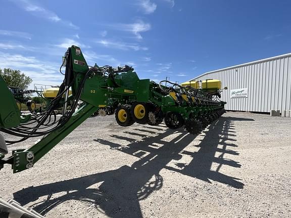Image of John Deere DB80 equipment image 2