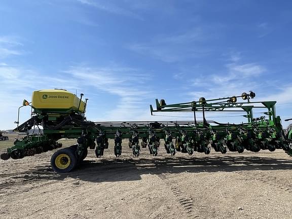 Image of John Deere DB80 equipment image 2