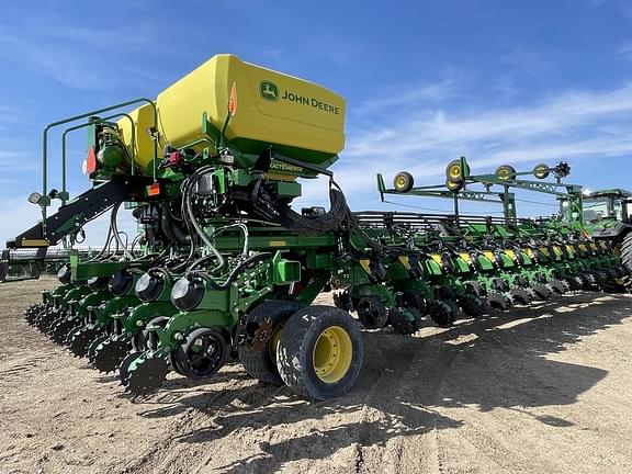 Image of John Deere DB80 equipment image 4