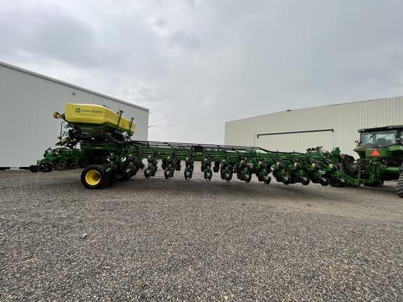Image of John Deere DB80 equipment image 4