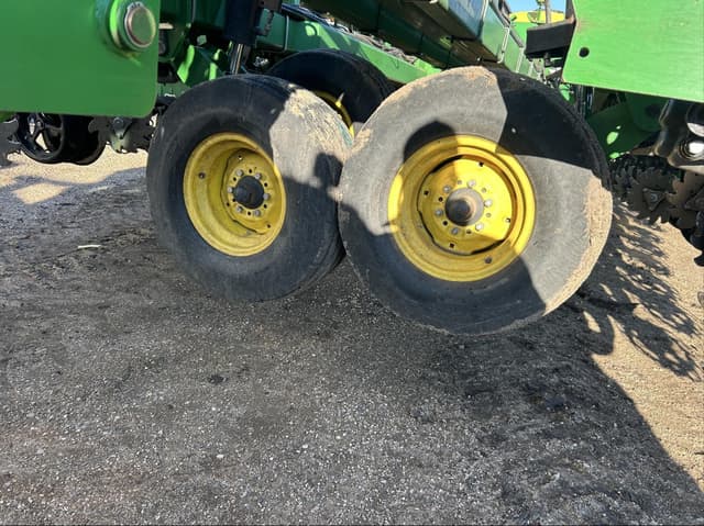 Image of John Deere DB90 equipment image 1